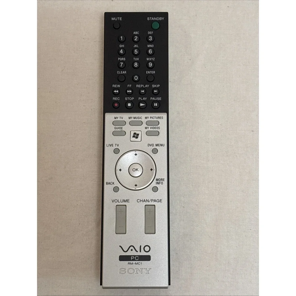 Sony Vaio RM-MC1 PC Remote Control OEM Gray Black Wireless RM-MC1 Untested